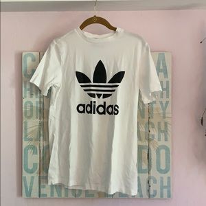 Never worn adidas t shirt!!